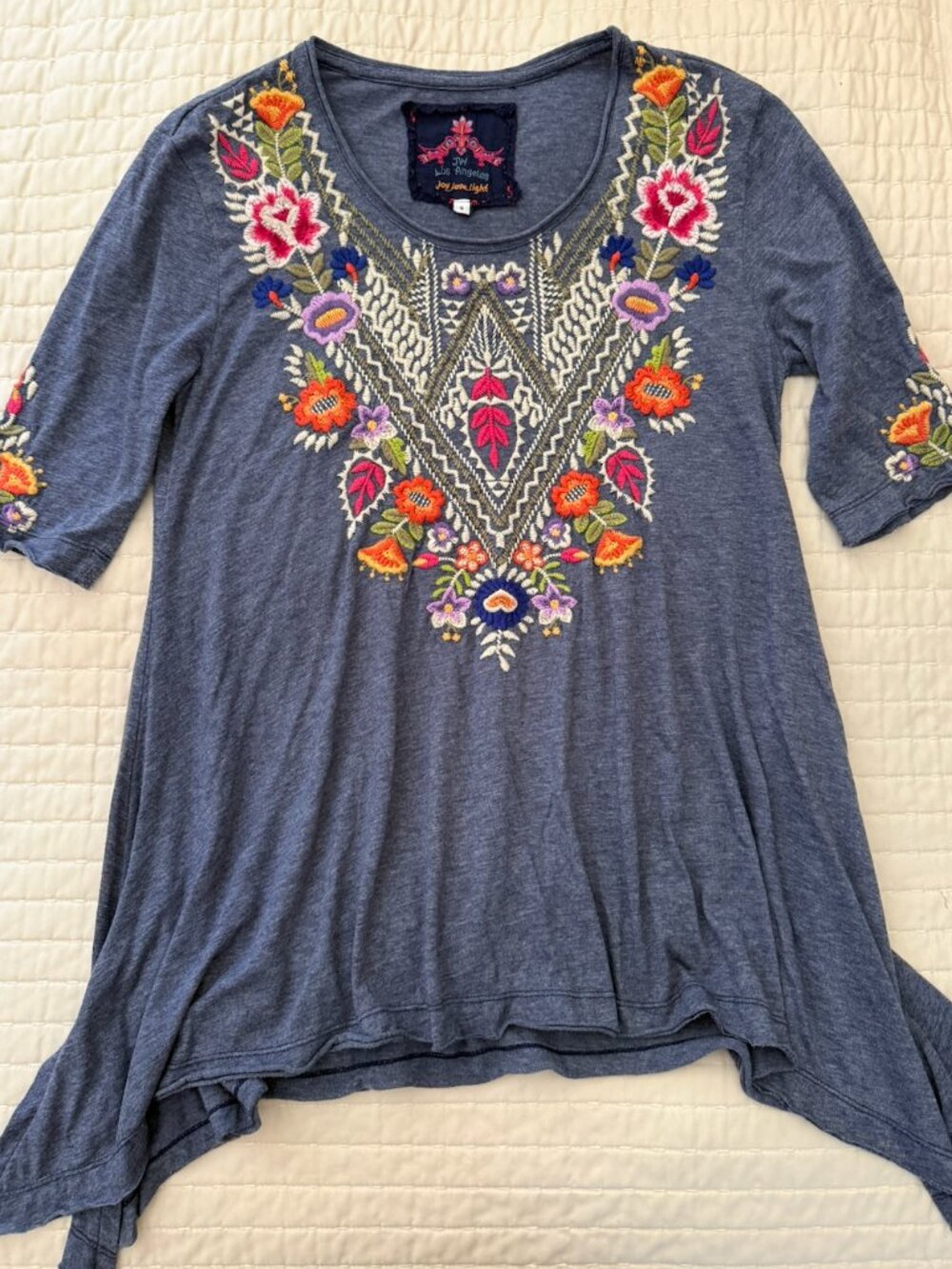 Johnny Was Embroidered Poly cotton Scoop neck elbow sleeve top S
